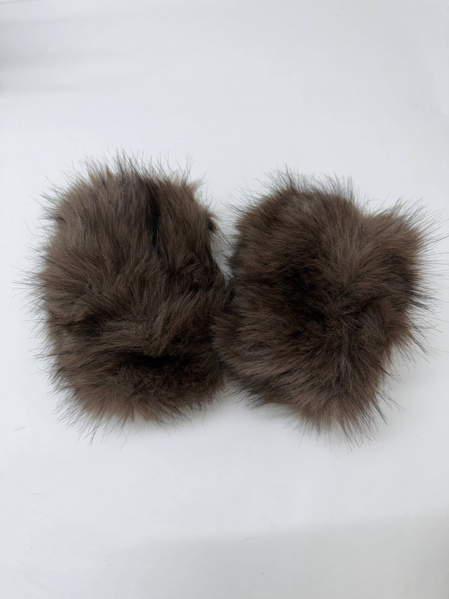 Fellstulpen Handgelenk Taupe