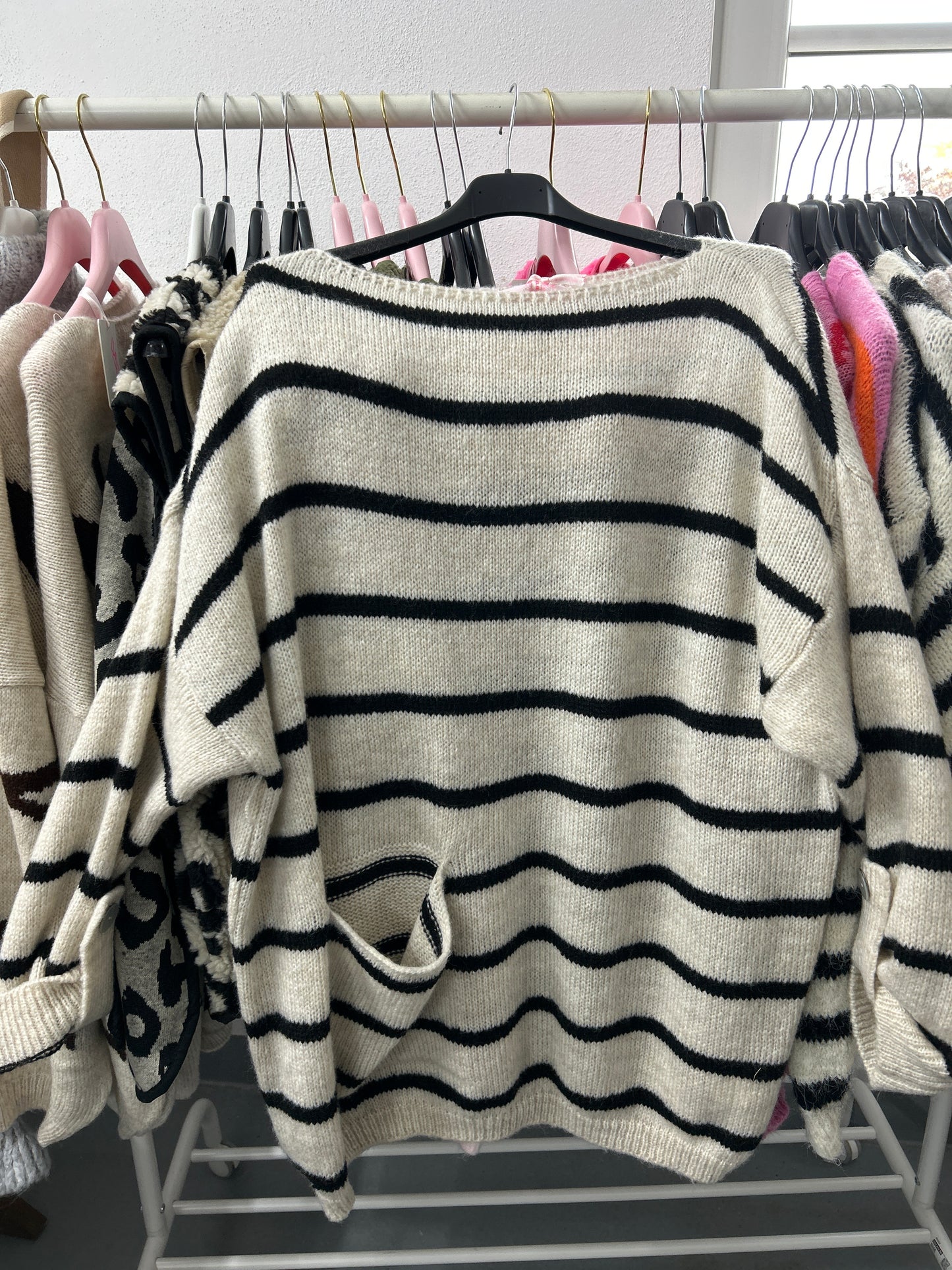 Strick Pullover Streifen beige schwarz
