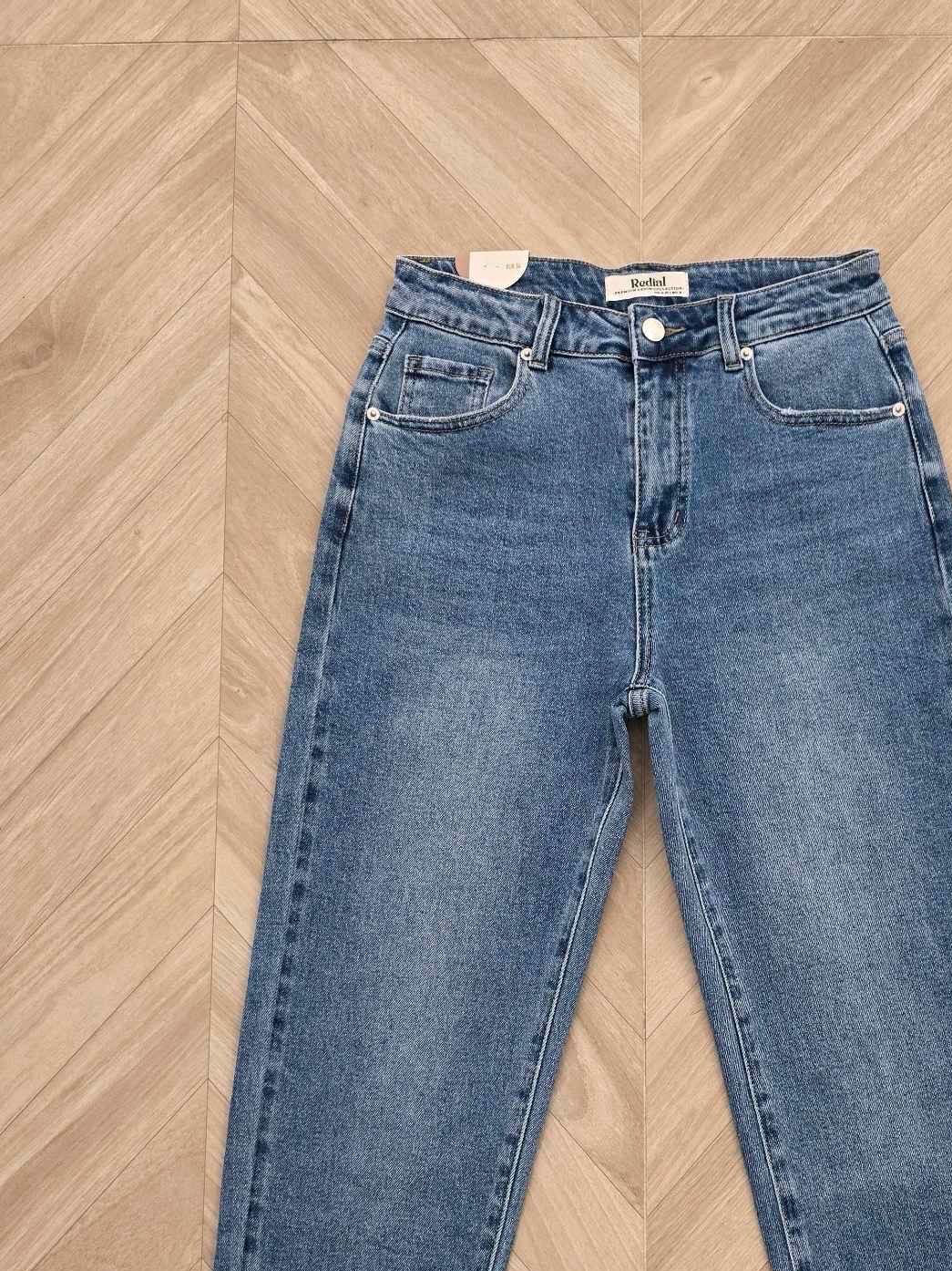 Mom Jeans