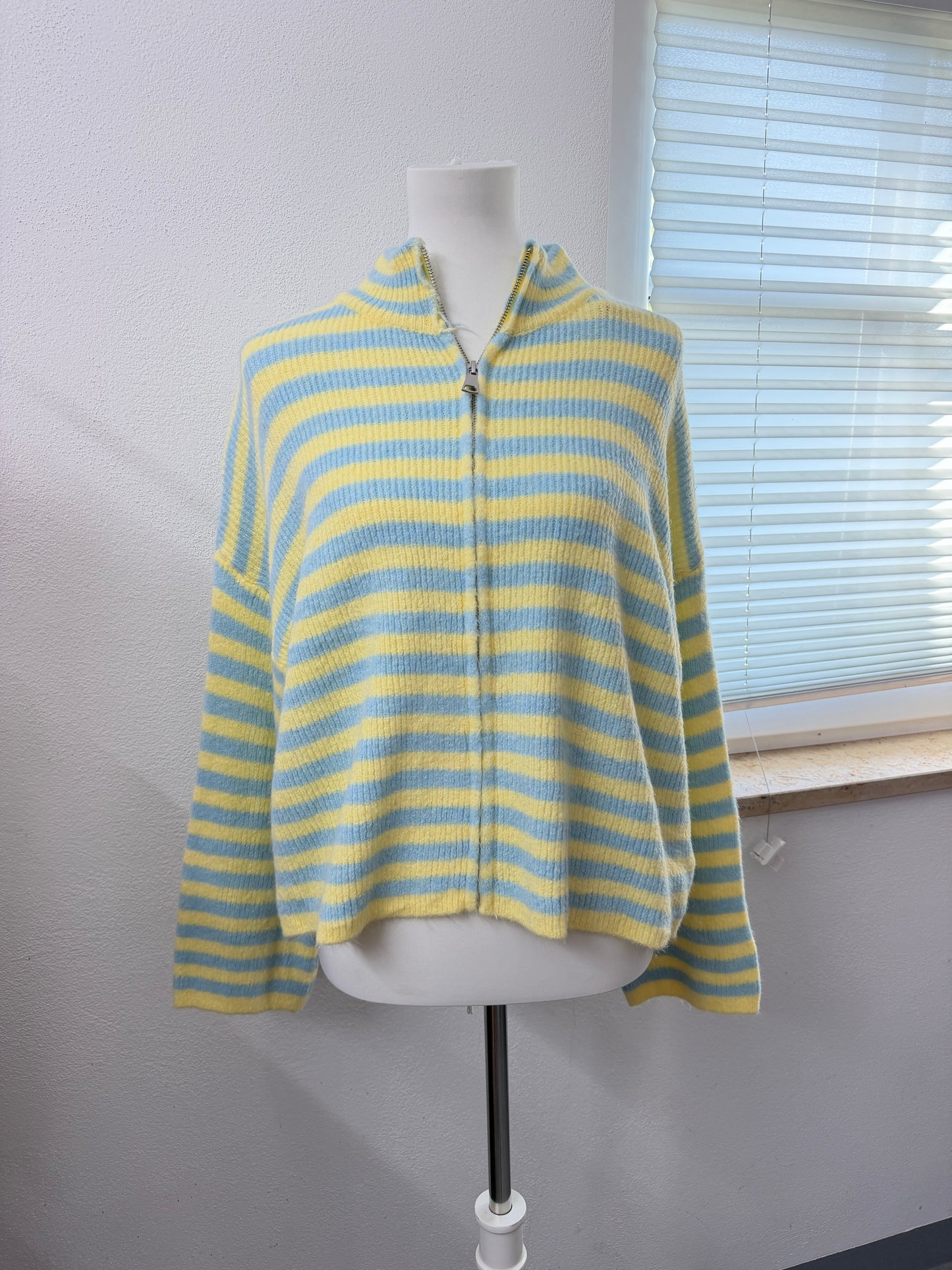 Cardigan Cozy Stripe
